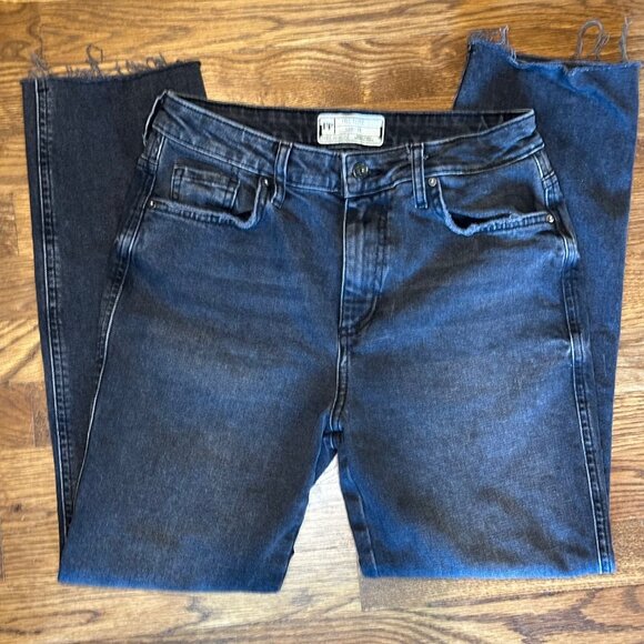 Free People High Rise, Skinny Jeans, Black Wash - Size 28 - Picture 6 of 10